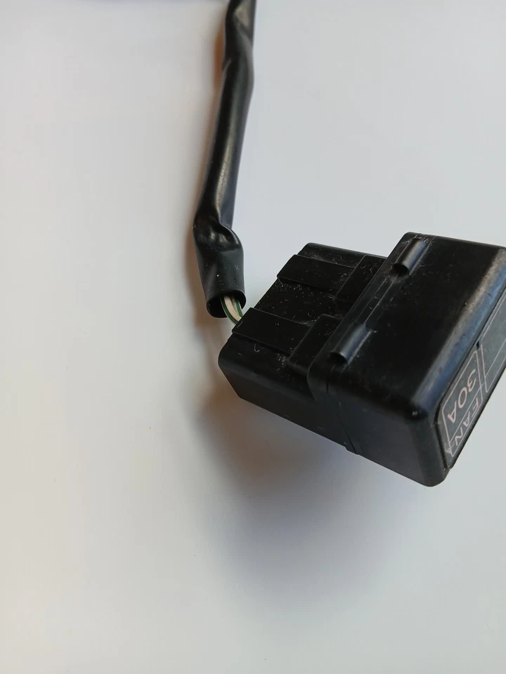 1992 Geo Metro Convertible Oem Fan Fuse Holder And Pigtail Used - Image 2 of 4