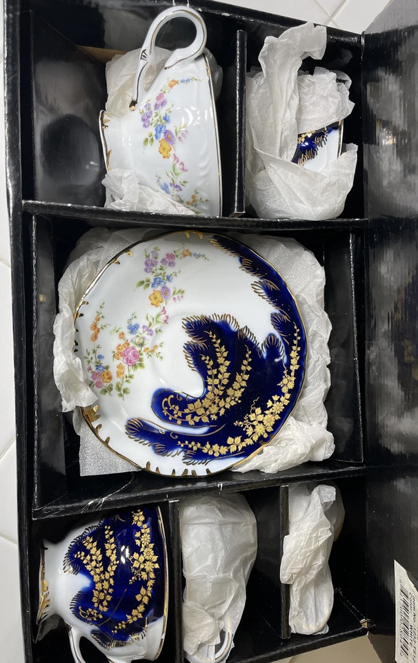 Casati ARAMCO IMPORTSFine Porcelana Juego de 10 tazas de té y platillos/Caja #1233-TS12 Foto 3 de 4