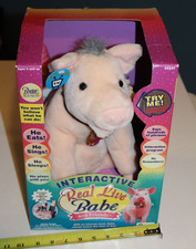 NEW VTG Equity Toys Interactive Real Live Talking Babe Pig doll Movie WORKS READ