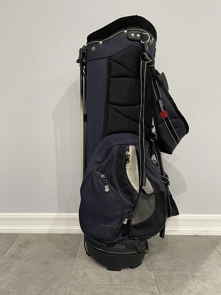 Bolsa de golf Mizuno con soporte de doble correa azul marino/negro divisor de 5 vías Foto 4 de 4