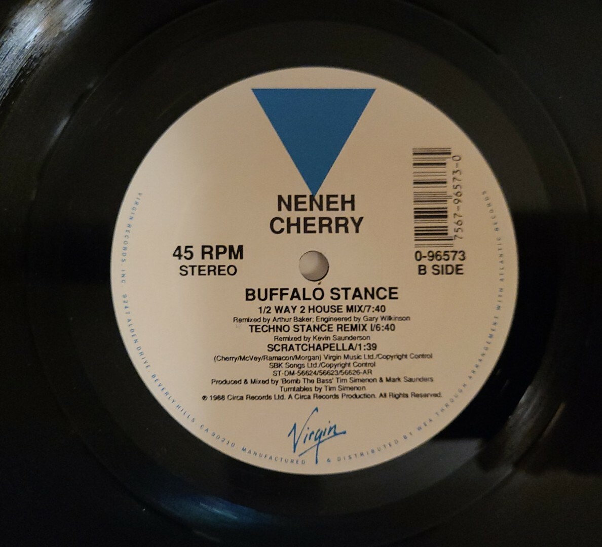 Neneh Cherry Buffalo Stance 12インチシングル Amazon.com: Buffalo Stance: CDs & Vinyl