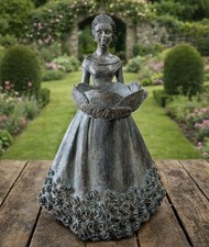 STATUE FIGUR FRAU MIT SCHALE VOGELTRÄNKE VOGELBAD ROSEN GARTENDEKO COTTAGE STIL