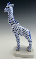   HEREND 7.25 Baby GIRAFFE Blue Fishnet Figur...