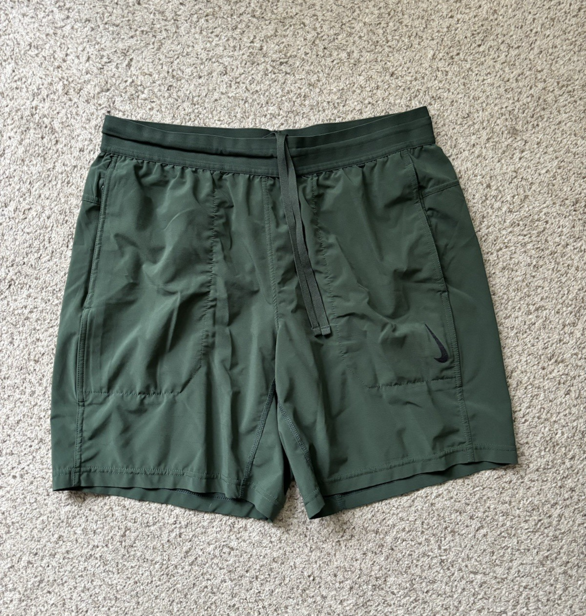Nike Shorts Mens Size Large Green Nike Yoga Dri-FIT Training Athletic 7