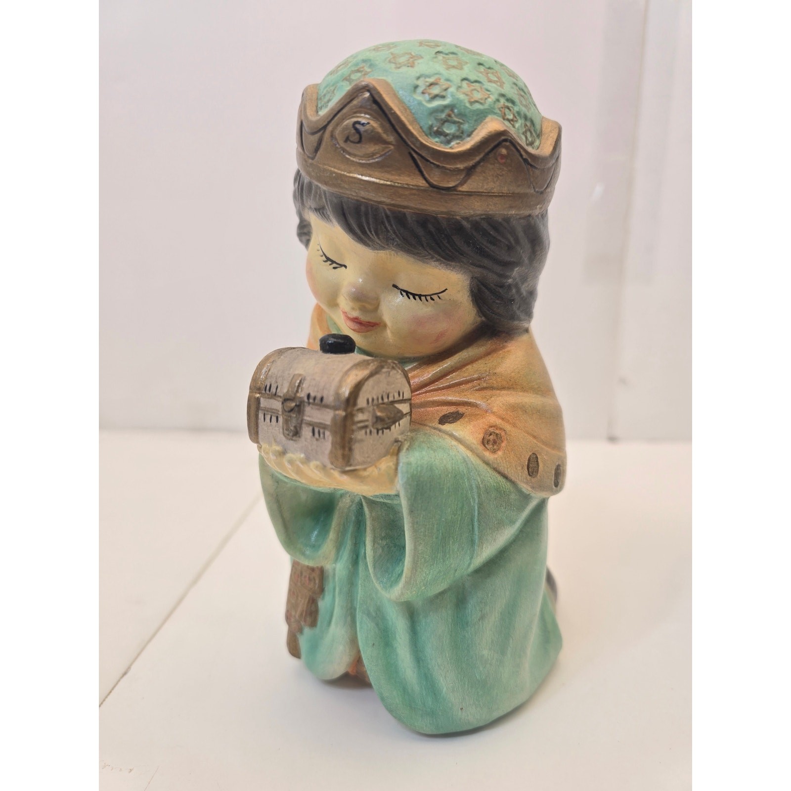 Vintage 3-Piece Wise Men Nativity Figurine Set Ceramic Pastel Christmas Decor