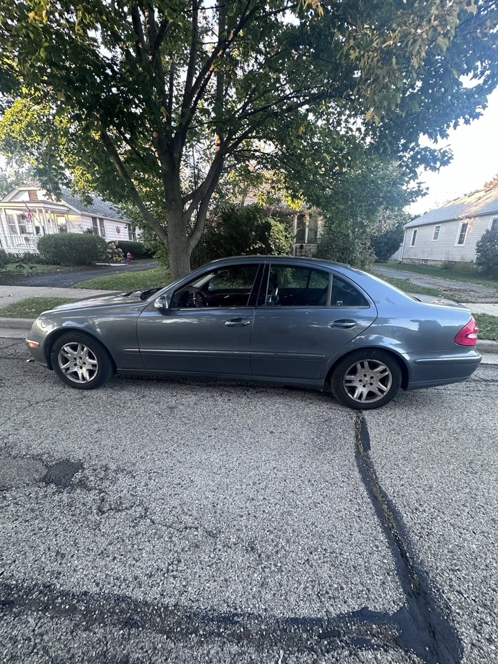 Mercedes-Benz E-320 4 Matic W211 2,5 k o comercio Foto 2 de 4