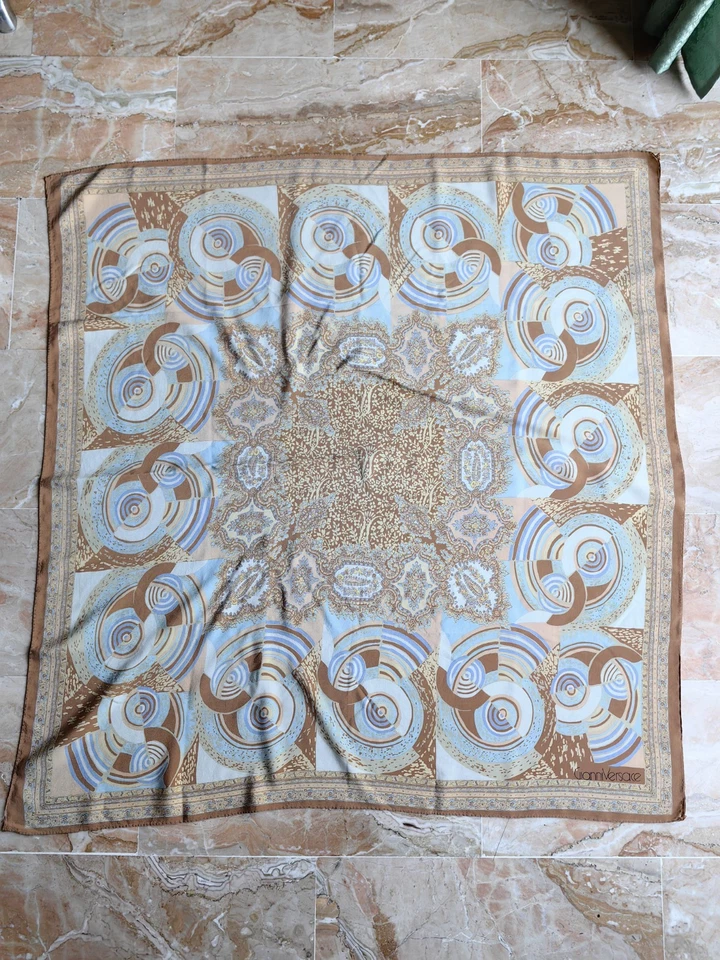 Vintage Fulard VERSACE Italy 100% Silk - Imagen 4 de 4