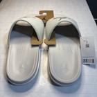 Foto 2 di 9