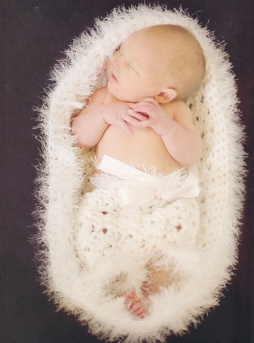 Baby Crochet Book 20 Hats Boots Sleeping Bags Bunting Pods Patterns Sandy Powers - Picture 6 of 11