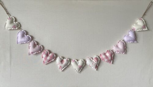 Heart Garland Bunting in Pink Mix Fabrics ~ 11 Hearts ~ New Baby ~ Nursery - Zdjęcie 1 z 13