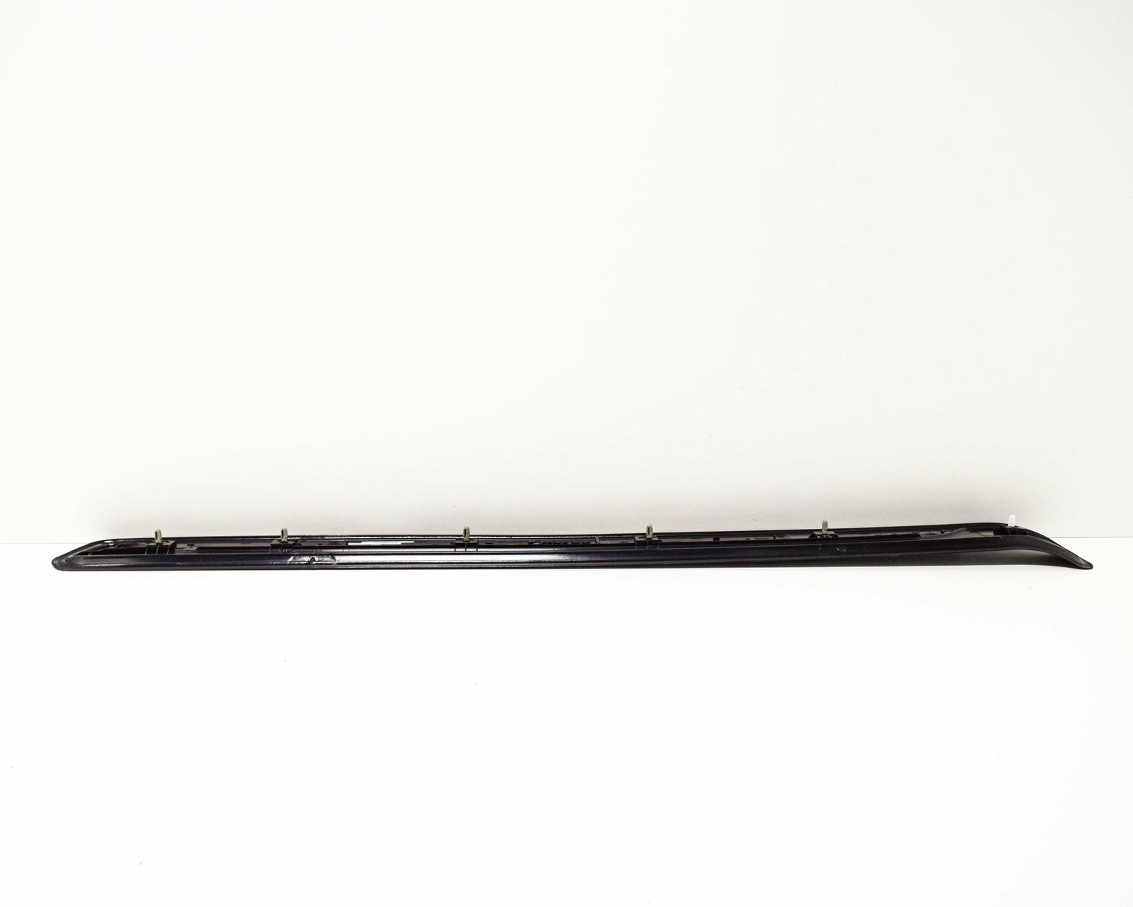 NEU BMW 1 E88 M SPORT LEFT DOOR ENTRY SILL STRIP 51478045297 2011  