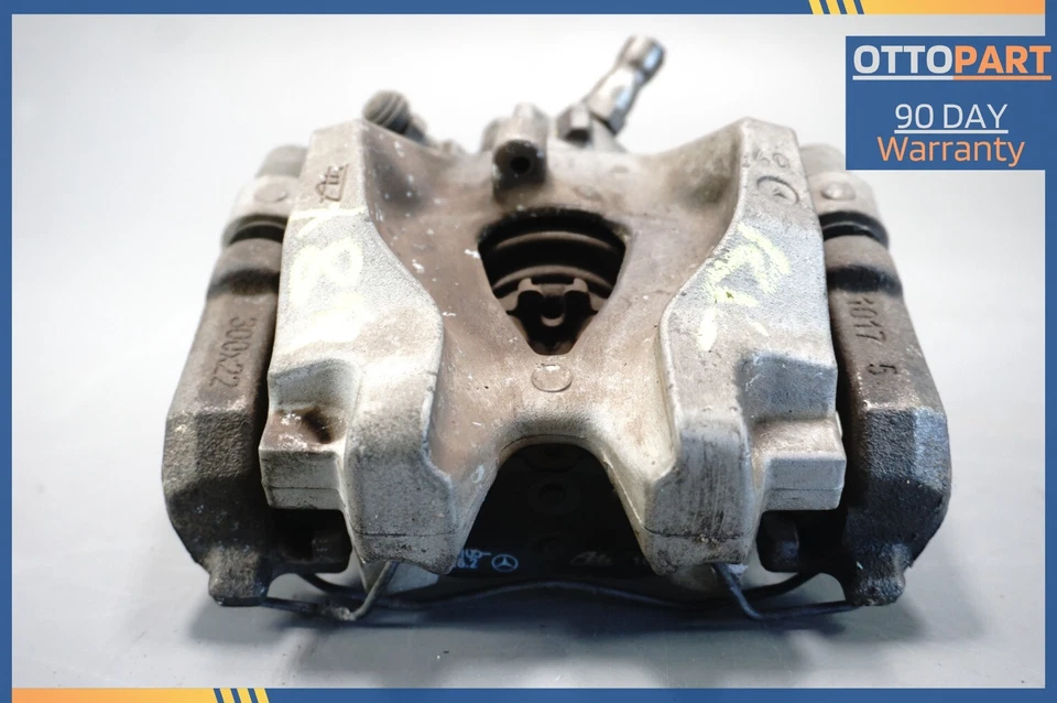 2010-2015 Mercedes-Benz E550 Rear Left Side Brake Caliper 2044231781 - Image 2 of 4
