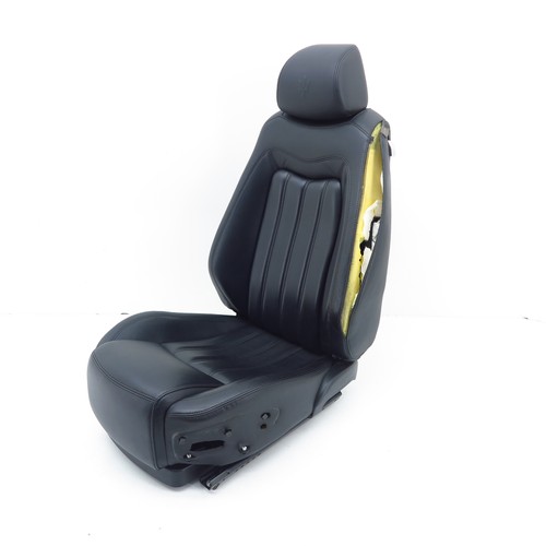 Sitz vorne links Schwarz Maserati GranTurismo 09.07-