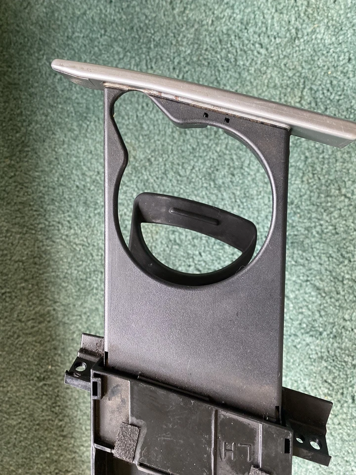 2002-04 SUBARU IMPREZA FRONT DASH CONSOLE CUP HOLDER OEM P/N 66150FE030 - Image 2 of 4