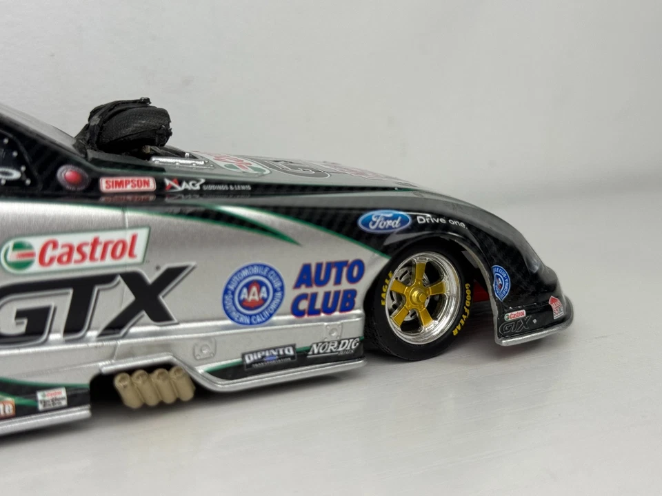 Acción Lionel Ashley Force Hood Reina de Corazón Ford Mustang NHRA Coche Divertido /1017 Foto 3 de 4