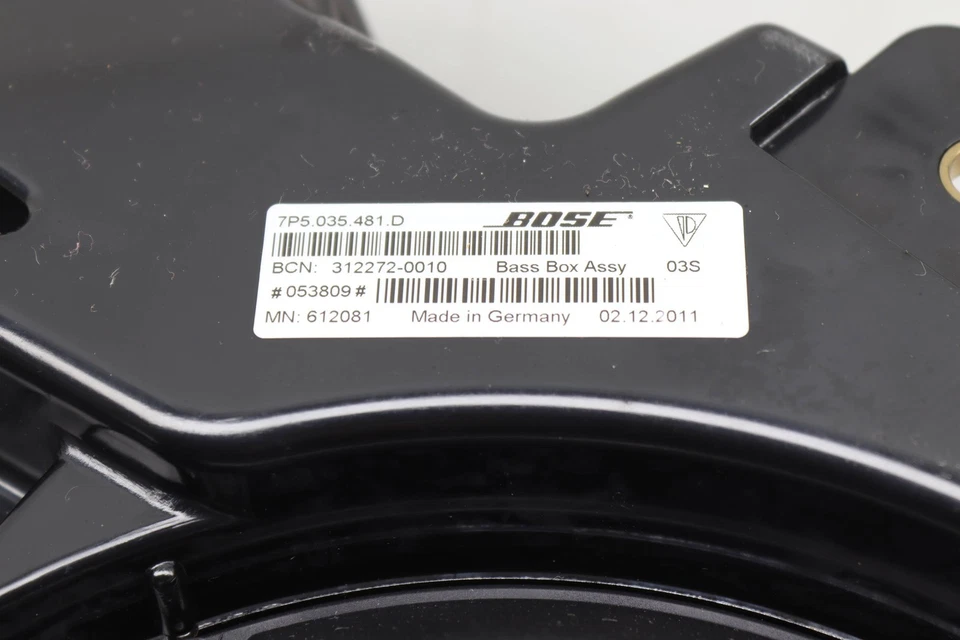 2011-2016 PORSCHE CAYENNE - BOSE Subwoofer / BASS BOX 95864501000 - Image 2 of 4