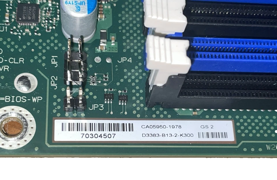 FUJITSU PRIMERGY RX2530 M5 Dual LGA3647 Mainboard D3383-B13-2-K300 /CA05950-1978 - Image 4 of 4