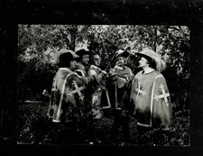 SUPER RARE!! 7X9 1970s ORIGIGNAL MUSKATEERS MOVIE SCENE PHOTO!!