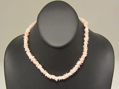FASHION WHITE & PEACH STONE CHIPS NECKLACE 5778B