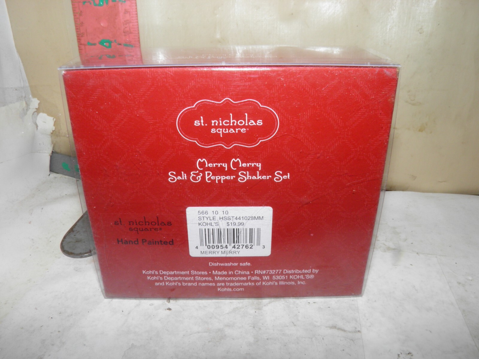 ST. NICHOLAS SQUARE CHRISTMAS SALT & PEPPER SHAKER SET NEW IN BOX