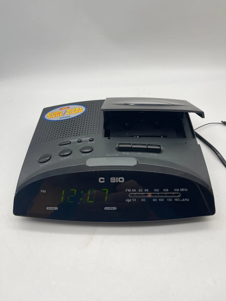 RARE Casio AM FM Alarm Clock Radio With Cassette Player RT-201 115V-230V TESTED - Image 2 of 4