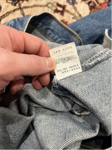 Jeans vintage anni 90 Levi’s 501 dritto sbiadito blu denim 36x30 made in USA grunge - Foto 8 di 11