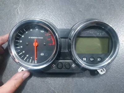 Compteur / compte-tours SUZUKI 1200 BANDIT S ABS 2006-2007 65033 kms. - Photo 1/4