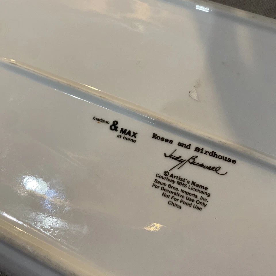 Bandeja y cesta Madison & Max Cottagecore Country Roses Birdhouse Judy Buswell Foto 4 de 4