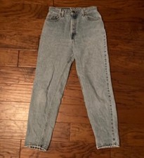 Vintage 551 90s levi s relaxed fit tapered leg lt blue Size 26/27