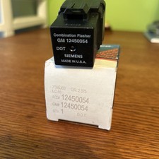 Genuine GM Turn Signal Flasher 12450054