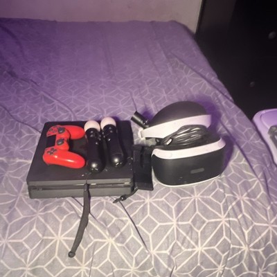 Sony PlayStation 4 Console VR Bundle with Controller and Motion Controllers