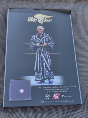 WWE Fanatics Sammler-Plakette tatsächliches Gewandstück, getragen von Ric Flair