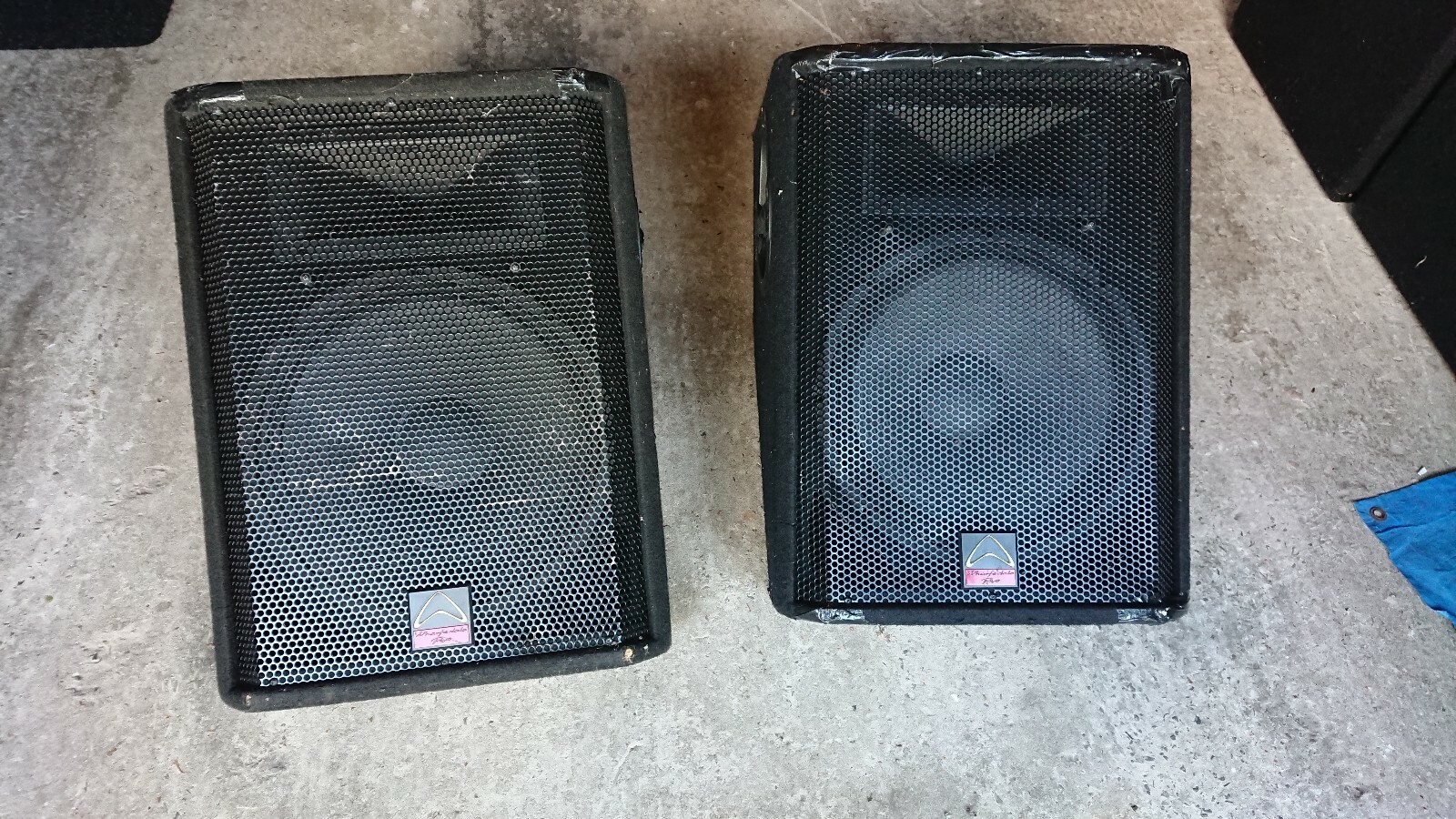 passive wedge monitor