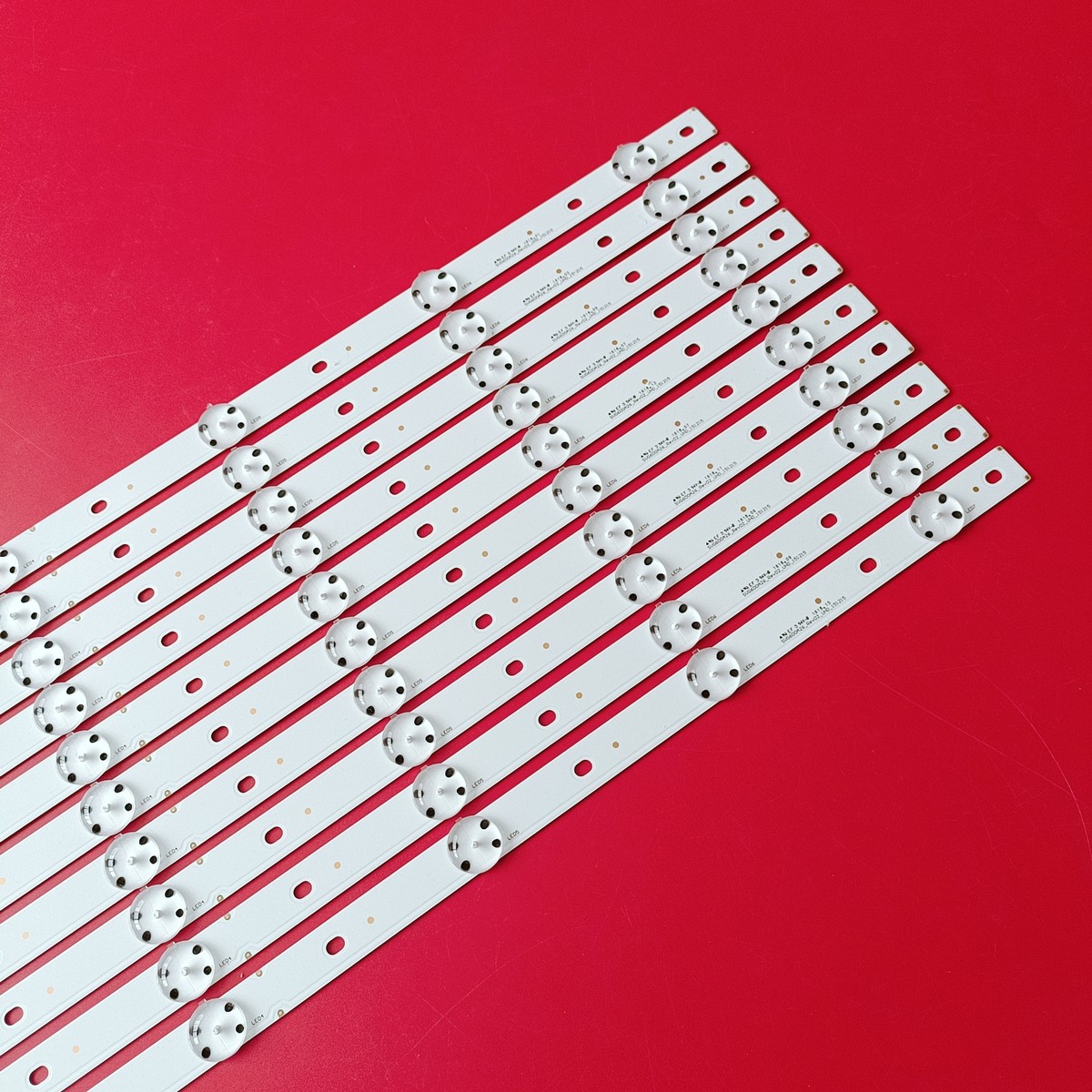 Strisce LED Retroilluminazione Per TV Vizio E60U-D3 / E60V-D3 &ndash; Kit Compatibile SVG600A26_Rev02_UHD, Nuovo