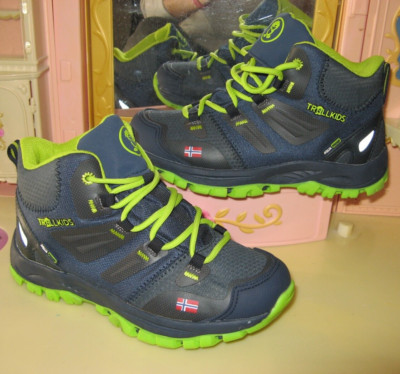 Halbschuhe / Wanderschuhe von Trollkids in Gr. 33 Aqua Proof Neuwertig