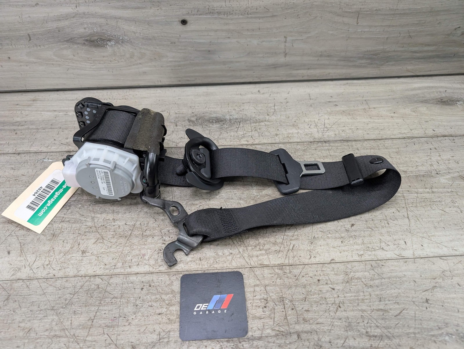 OEM BMW F25 X3 F26 X4 Front Right Passenger Seat Belt Seatbelt Retractor Black