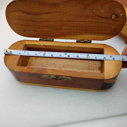 2 Small Cedar Wood Trinket Boxes Stash Vintage Hinged - Picture 5 of 9