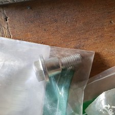 Oryginalna część elektryczna Gutbrod HB5155 Bolens 5052 : oś śruby pasowej CP042268