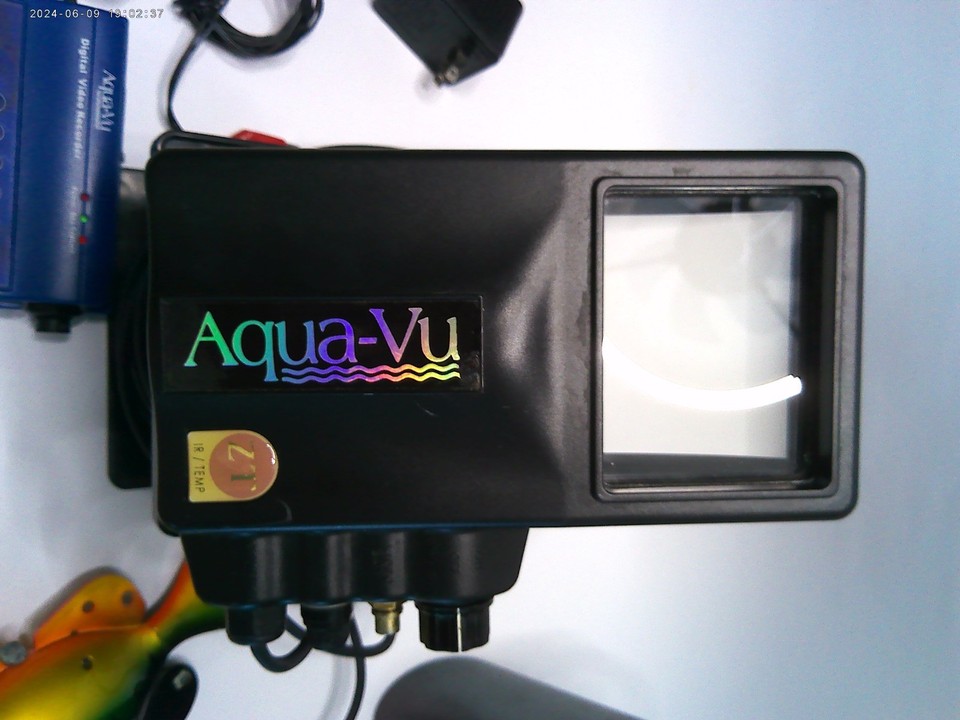Caméra Sous-marine Aqua-Vu ZT IR/TEMP, écran 4 Pouces N/B, Testée Et Fonctionnelle, Occasion