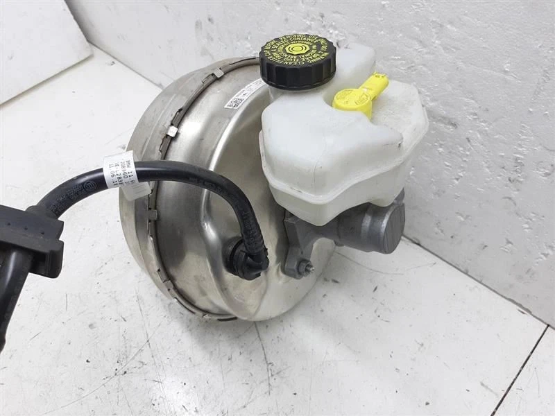 Potenciador de freno con freno deportivo para BMW 540i 18-19 34336874524 Foto 2 de 4