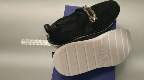 Womens Stuart Weitzman sneakers size 7.5 NEW WITH BOX! - Picture 4 of 6