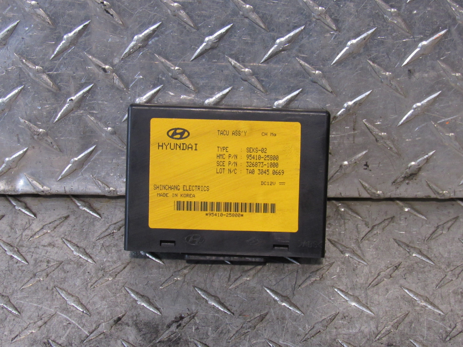 03 04 Hyundai Accent Traction Control Module 9541025800 OEM for sale
