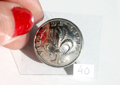 ANTIQUE UNIFORM BUTTON / BUTTON - CITY OF LILLE - T.W & W PARIS - D:22mm