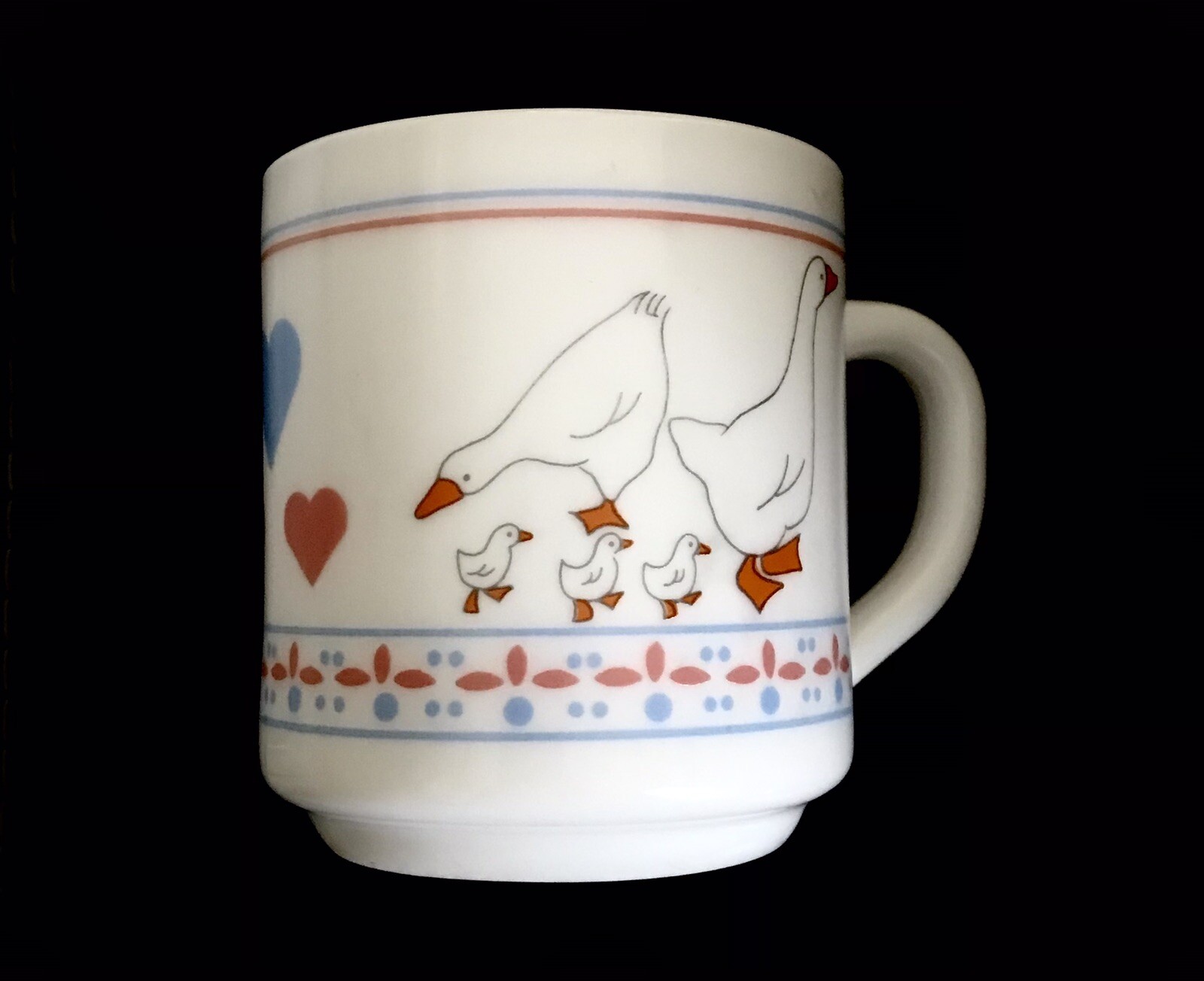 Vintage ARCOPAL FRANCE Country Goose Milk Glass Mug