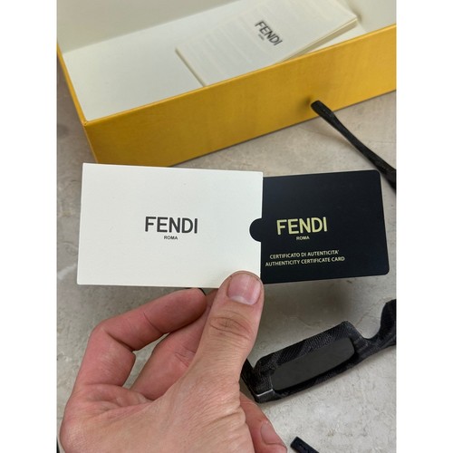 Authentische FENDl Sonnenbrille FE4007 FENDIGRAPHY eckig schwarz Sonnenbrille für Herren - Bild 10 von 12