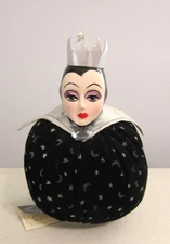 SEYMOUR MANN PORCELAIN DOLL QUEEN FABRIC BUST MUSIC BOX NWT 1987 WORKS