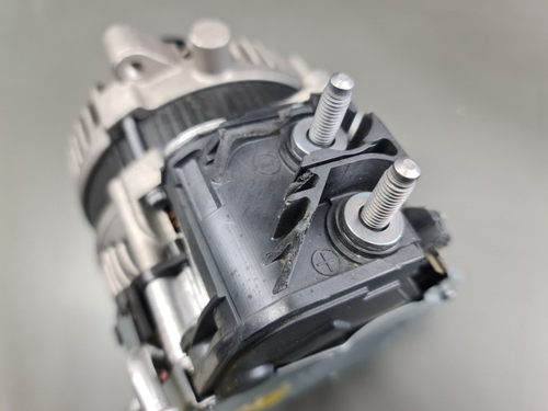 Original Mercedes C238 W205 E-Class Alternator - Picture 8 of 8
