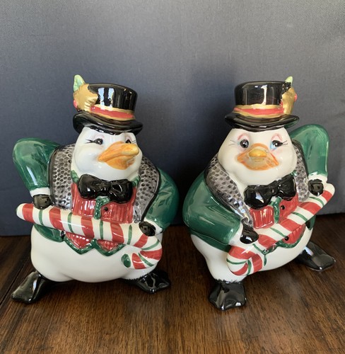Juego coleccionable de saleros y pimenteros Fitz & Floyd Snow Business Penguins - Imagen 2 de 7