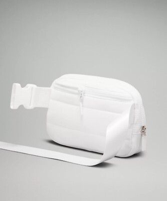 Lululemon Everywhere Belt Bag 1L Wunder Puff, White | eBay