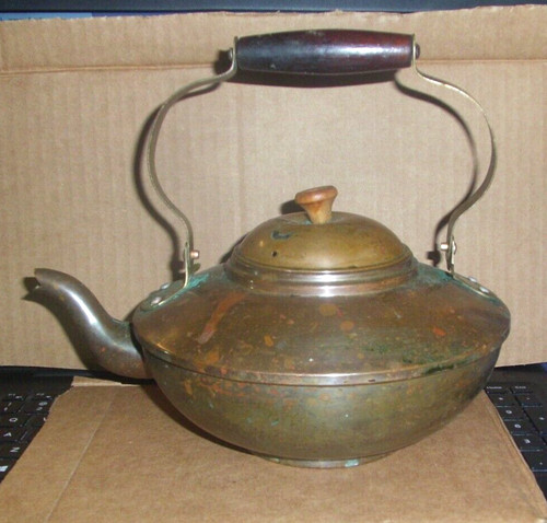 ANTIQUE Farmhouse  Copper  Teapot / Kettle